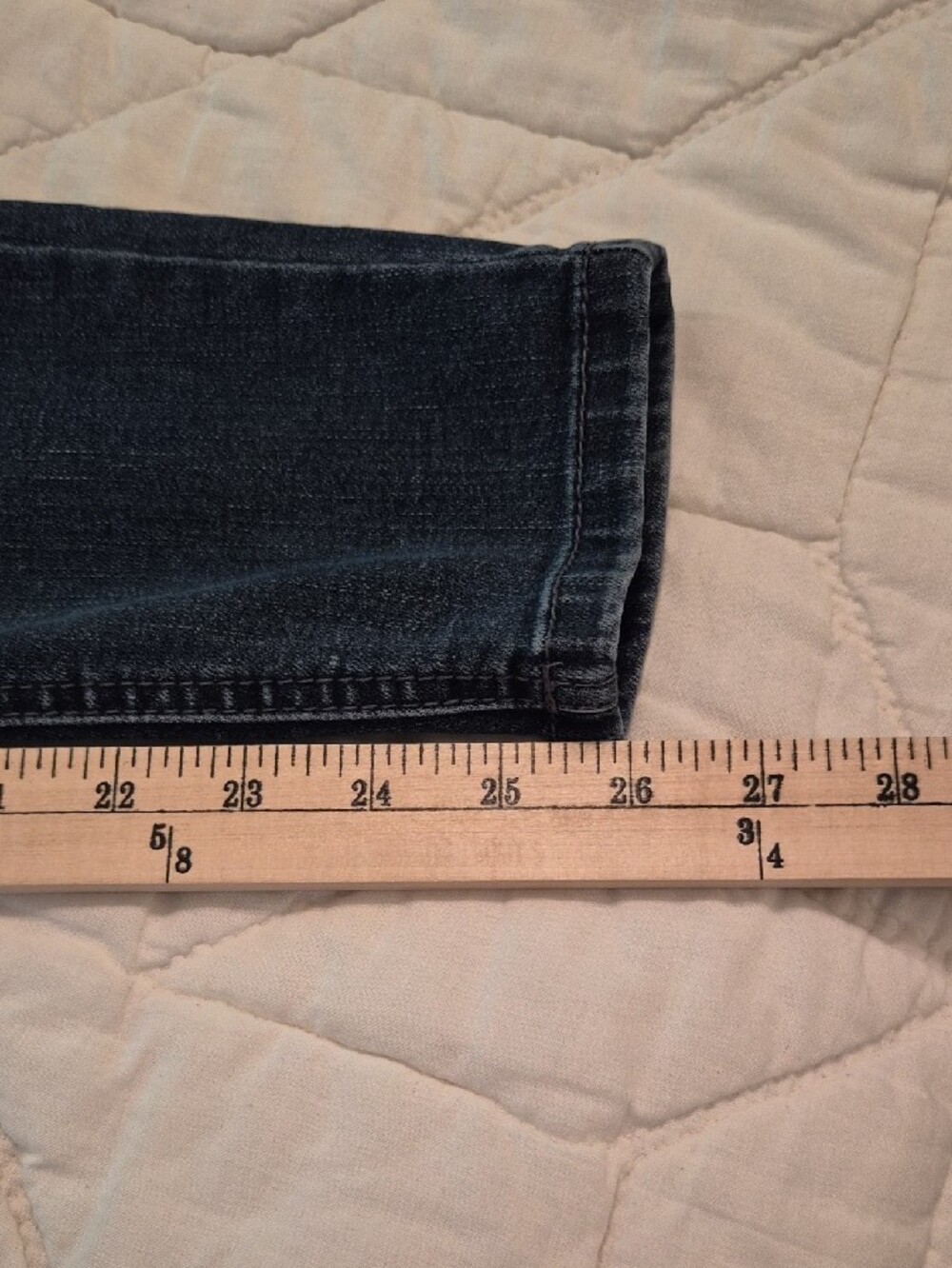 Crown & Ivy Petite Skinny- Floral Embroidered Jeans - Size 6 P - Picture 6 of 12